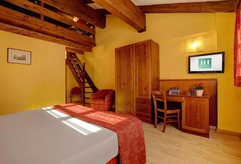 スタンダード４人部屋, Ih Hotels Courmayeur Mont Blanc