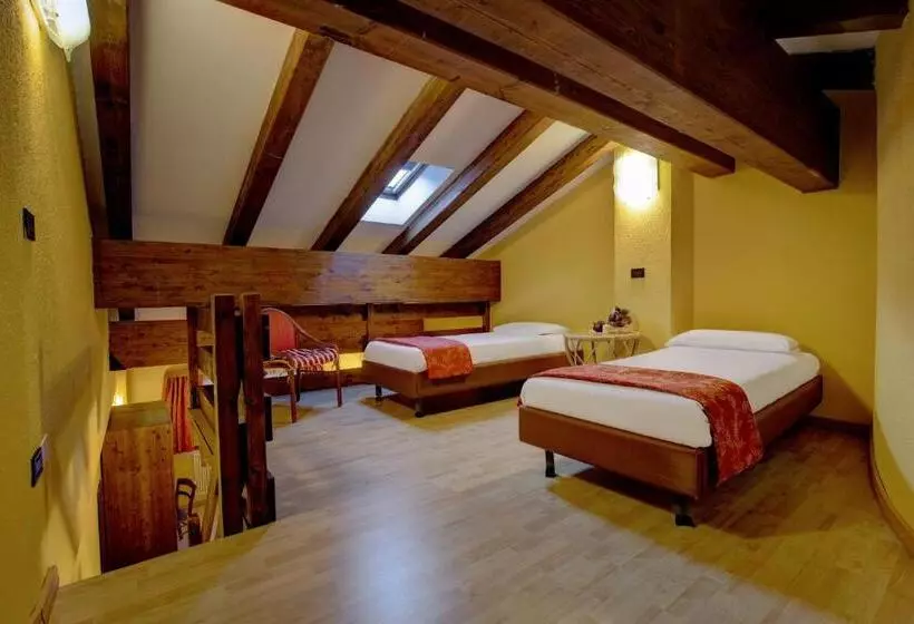スタンダード４人部屋, Ih Hotels Courmayeur Mont Blanc