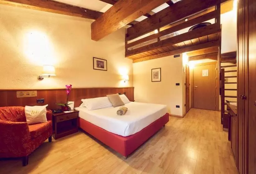 スタンダード４人部屋, Ih Hotels Courmayeur Mont Blanc