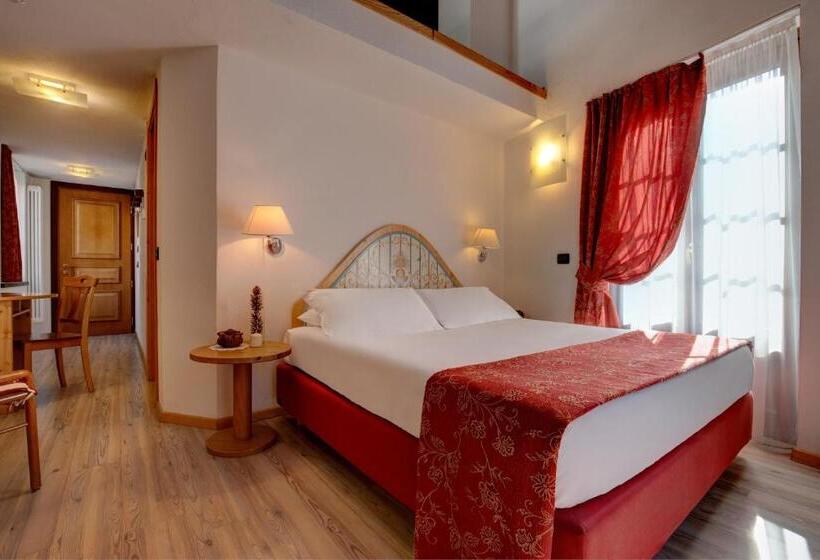 수피리어 룸, Ih Hotels Courmayeur Mont Blanc