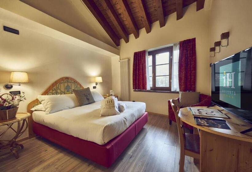 수피리어 룸, Ih Hotels Courmayeur Mont Blanc