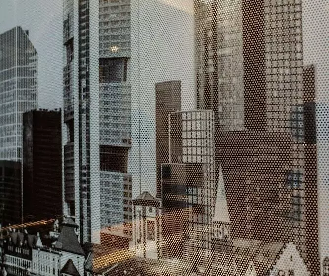 景色の見えるスーペリアルーム, Radisson Blu Hotel Frankfurt
