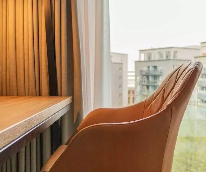 景色の見えるスーペリアルーム, Radisson Blu Hotel Frankfurt