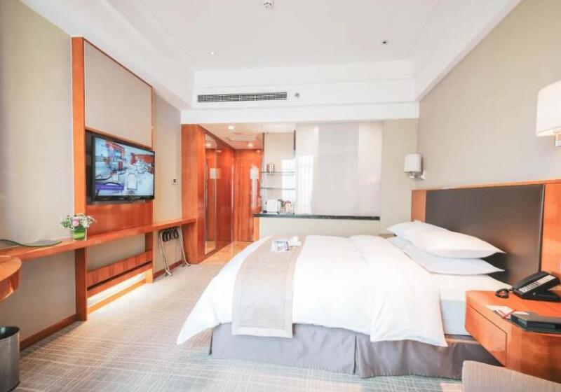 اتاق اجرایی, Ramada Plaza Shanghai Pudong Airport   A Journey Starts At The Pvg Airport