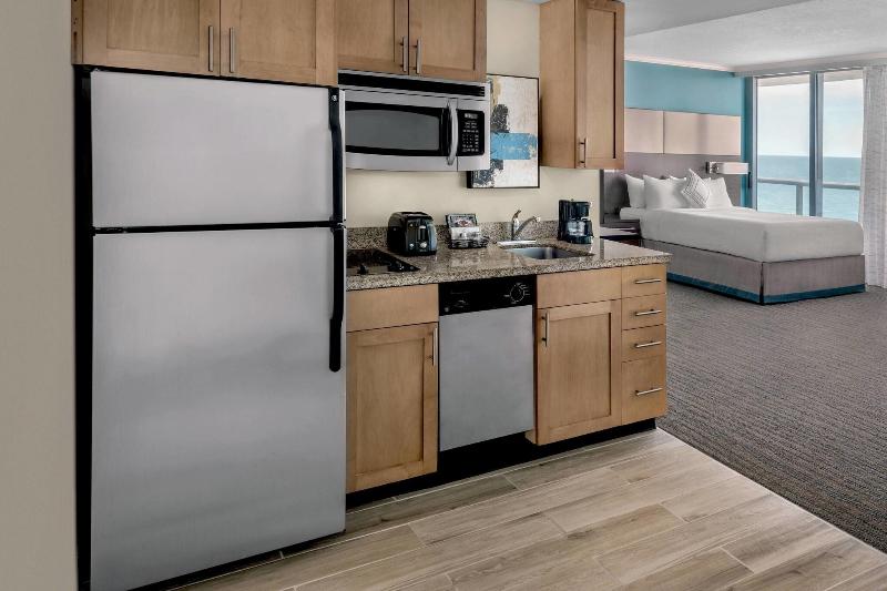 اتاق لوکس, Ramada Plaza Shanghai Pudong Airport   A Journey Starts At The Pvg Airport