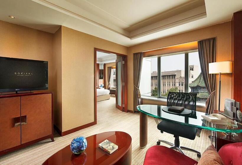 Люкс Престиж, Sofitel Xian On Renmin Square