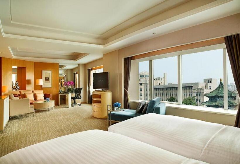 Полулюкс, Sofitel Xian On Renmin Square