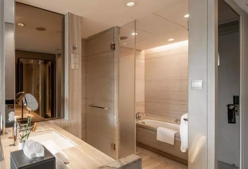 اتاق سوپریور با تخت بزرگ, Grand Pacific Hotel Ningbo