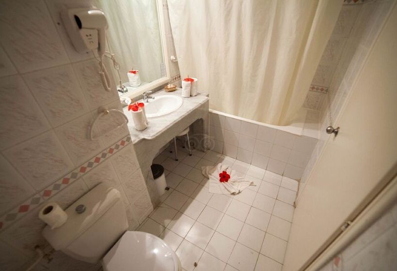 חדר סטנדרט יחיד, Liberty Resort