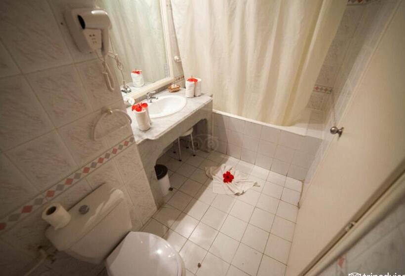 חדר סטנדרט לארבעה, Liberty Resort