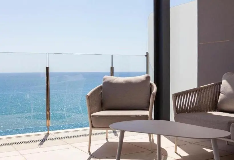 , Blue Line Apartment
