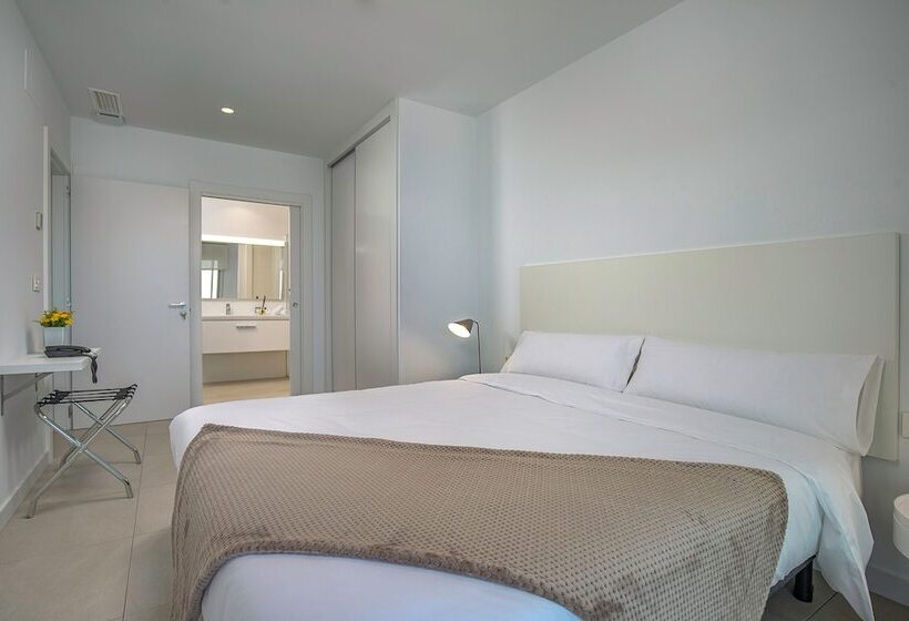 آپارتمان 2 خوابه با چشم‌انداز دریا, Blue Line Apartment