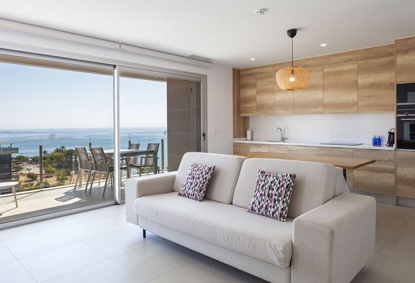 آپارتمان 2 خوابه با چشمانداز دریا, Blue Line Apartment