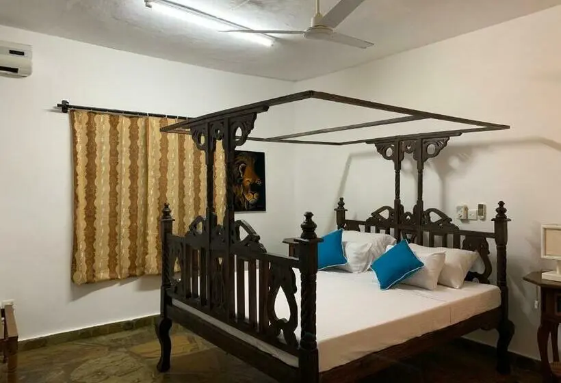 اتاق لوکس, Villa Ameera Malindi