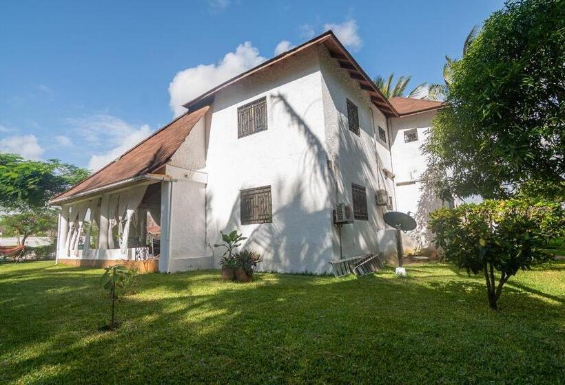 خانه 1 خوابه, Villa Ameera Malindi