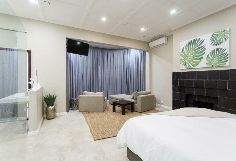 جناح, The Gregory