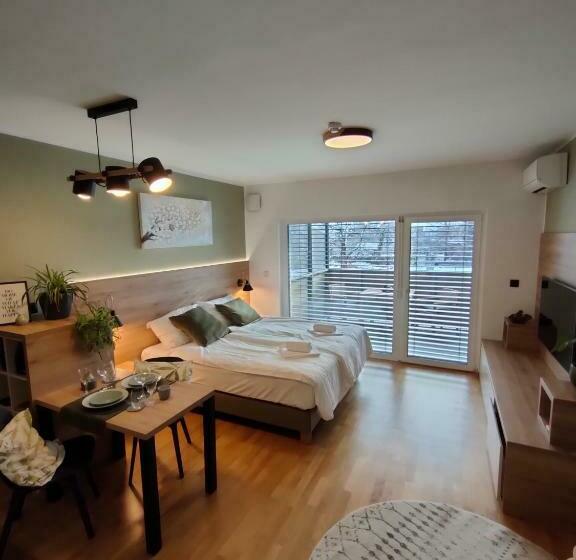 آپارتمان 1 خوابه, Bed & Breakfast Rezidenca Pipanova