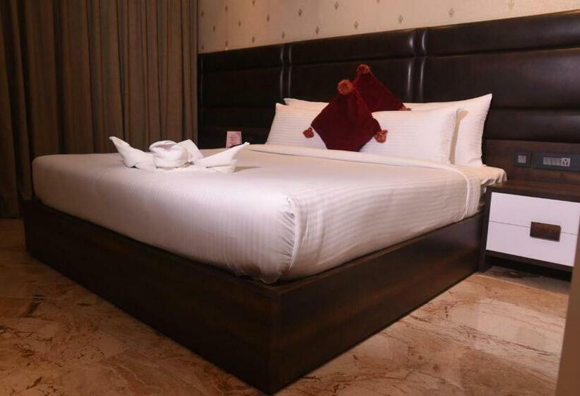 수피리어 룸, Econest