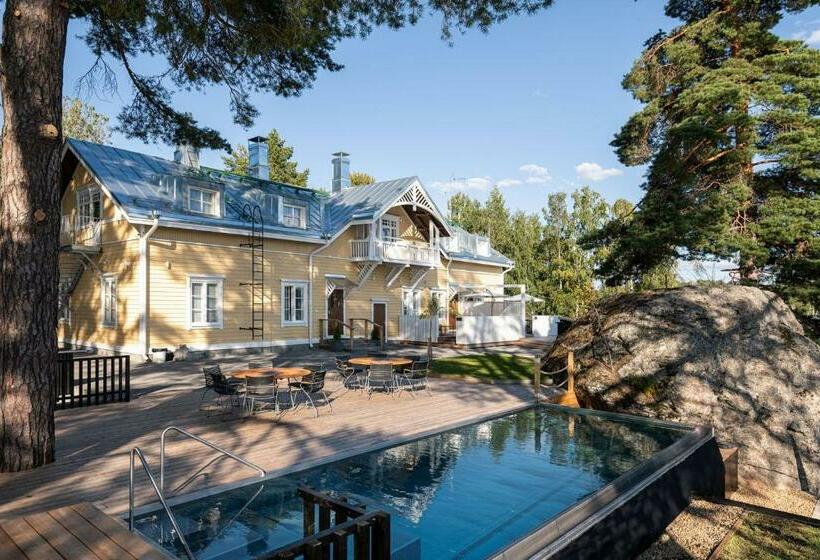 디럭스 스위트, Ilola Inn