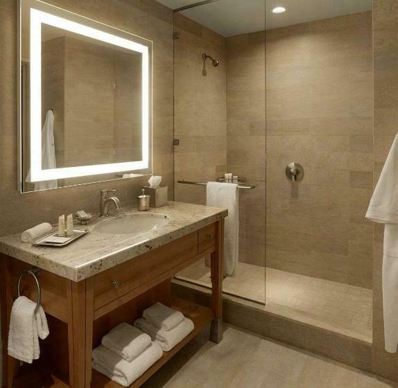 스탠다드 룸, Luskin