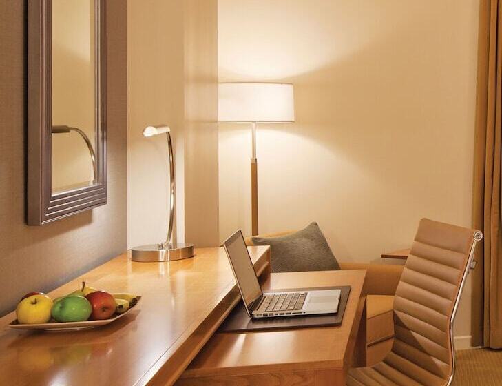 장애인을 위한 스탠다드 룸, Luskin