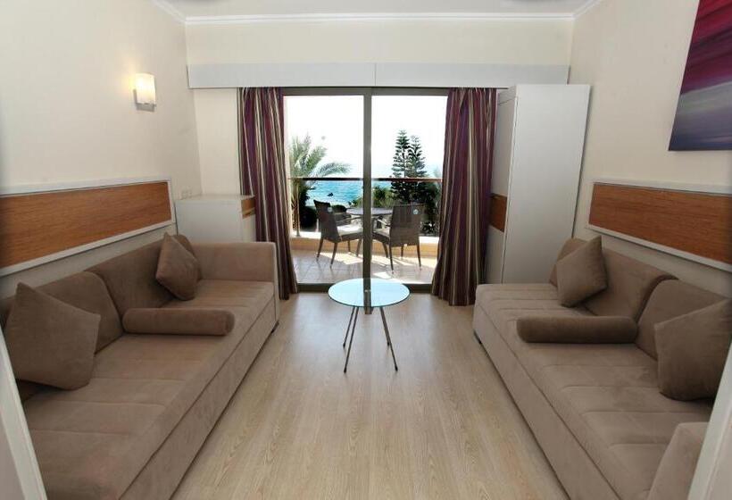 חדר משפחתי צדדי נוף לים, Aqi Pegasos Royal