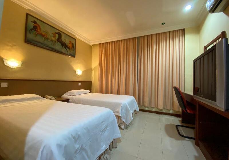 Quarto Estandar, Oyo 89958  Umimas