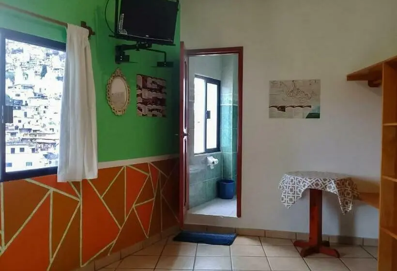 Standard Kolmen Hengen Huone, Taxco De Mis Amores