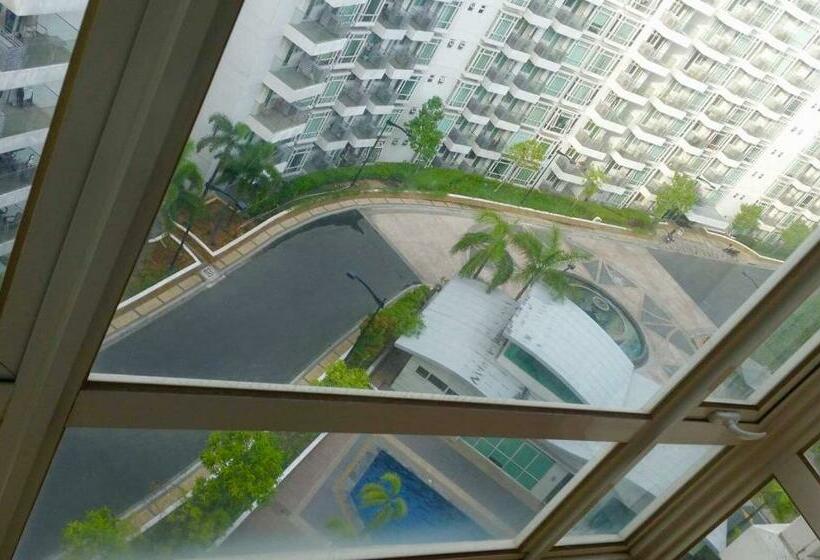 آپارتمان 1 خوابه با بالکن, F 10c Parkside Villas