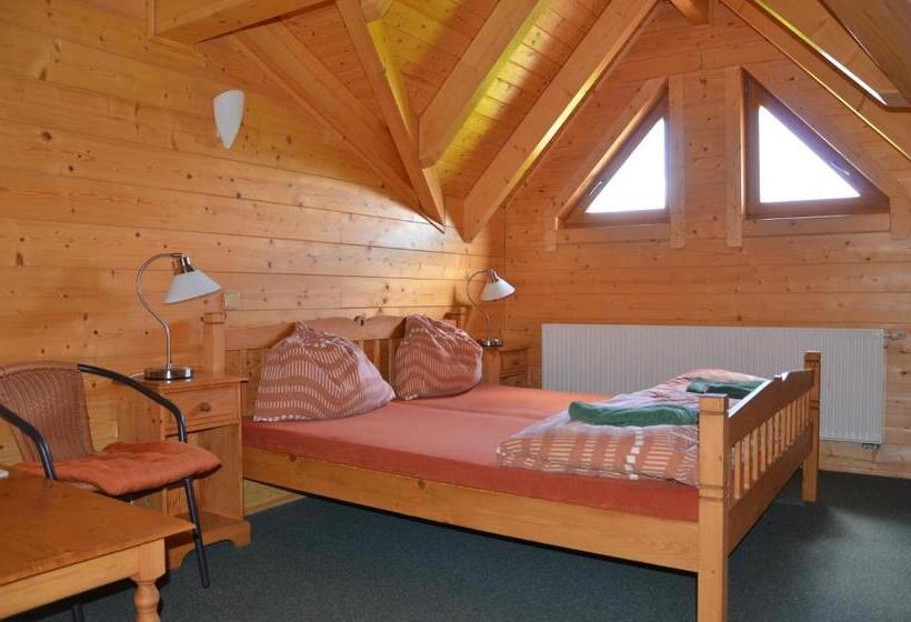 4인용 스탠다드 룸, Penzion Haltmar