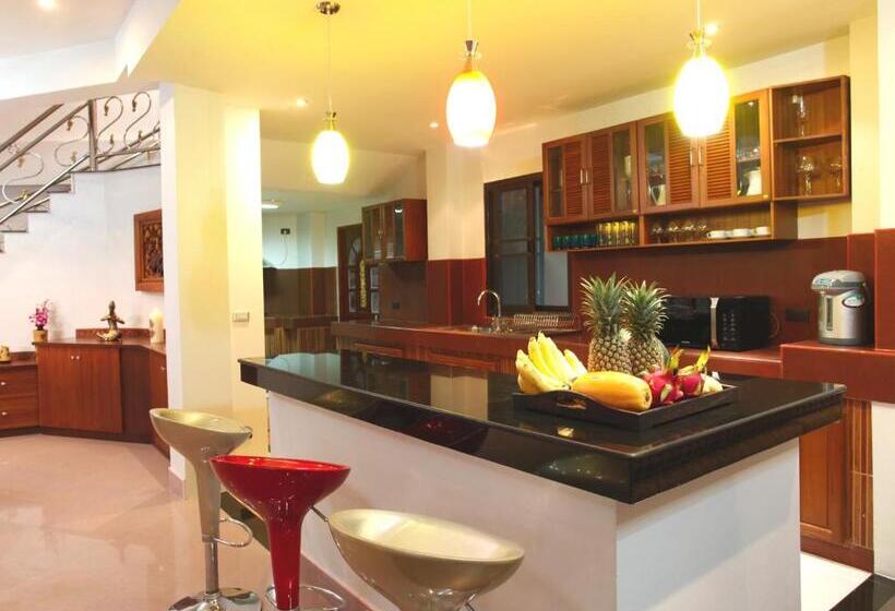 豪华三卧别墅, Kata Sea View Villas