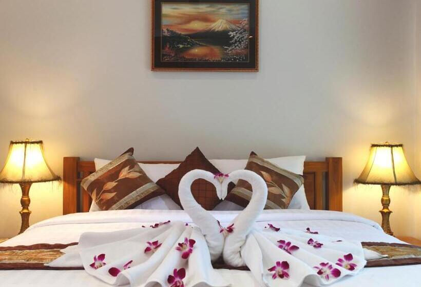 豪华三卧别墅, Kata Sea View Villas