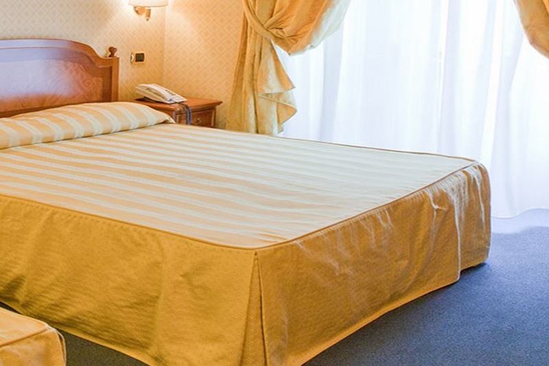 غرفة قياسية سرير كينج, Days Inn & Suites By Wyndham Florence/jackson Area