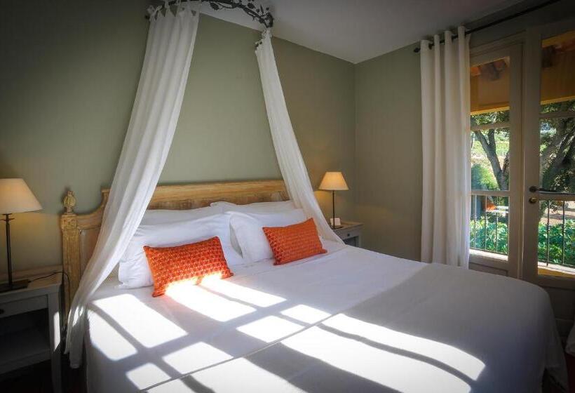 فيلا غرفتين نوم, Château De Valmer