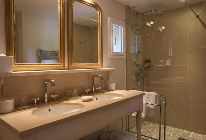 غرفة سوبيريور عائلية, Château De Valmer