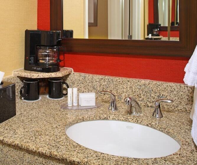 ２ダブルベッドのスタンダードルーム, Courtyard By Marriott Baltimore Downtown/inner Harbor