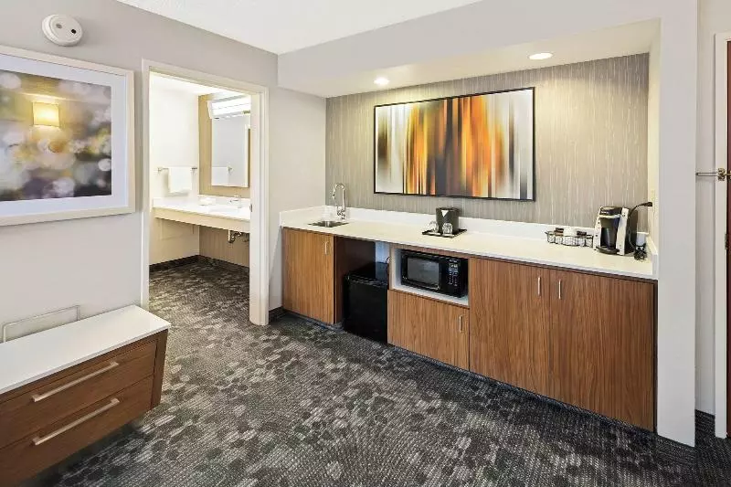 Suite Queen Bed, Courtyard By Marriott Bryan College Station