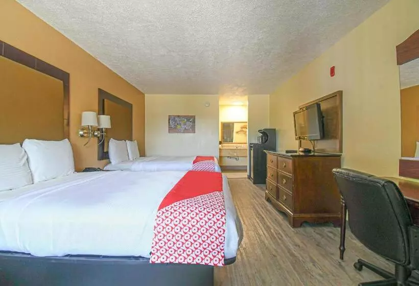２ダブルベッドのスタンダードルーム, OYO Hotel Shenandoah Woodlands Mall