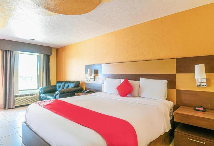 חדר סטנדרט עם מיטת קינג, OYO Hotel Shenandoah Woodlands Mall