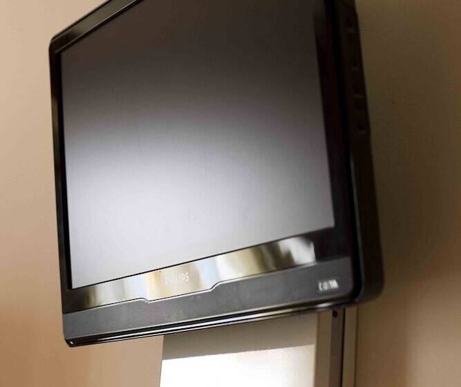 Camera Standard Individuale, Europa