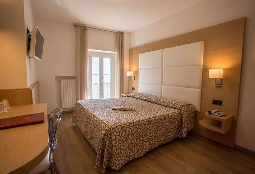 Comfort room with lake view, Europa