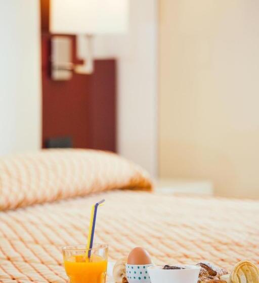 Camera Standard, Europa