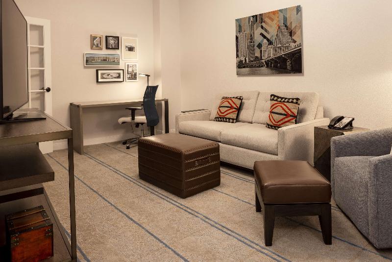 جناح سرير كينج, Hilton Austin Airport