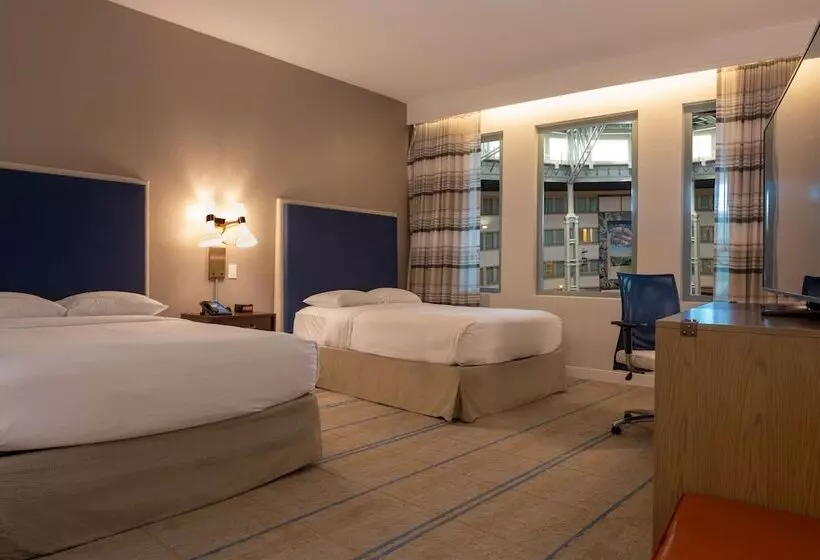 اتاق استاندارد با 2 تخت دوبل, Hilton Austin Airport