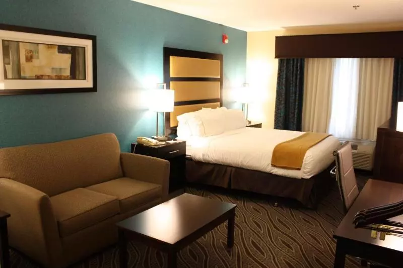 Sviitti King-vuode, Holiday Inn Express Ludlow Chicopee Area, An Ihg