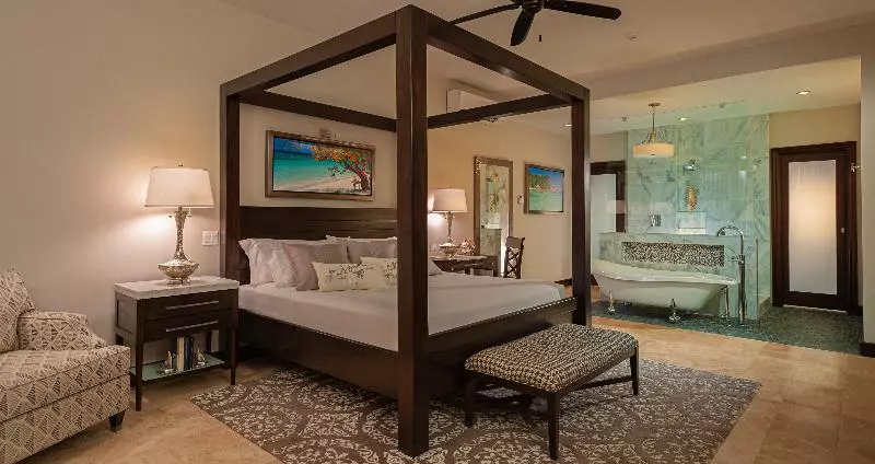キングサイズベッドのエクゼクティブルーム, Holiday Inn Lafayette City Centre, An Ihg