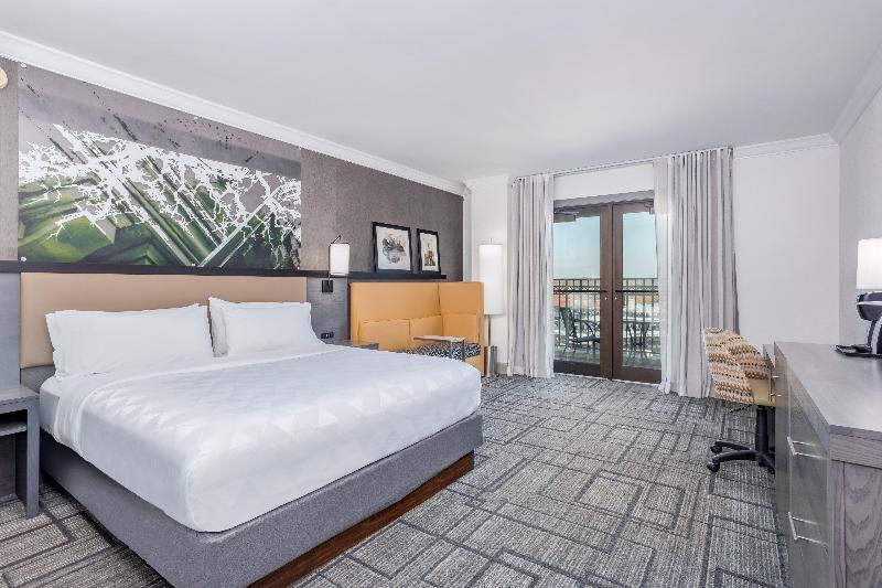 اتاق استاندارد با تخت بزرگ, Holiday Inn Lafayette City Centre, An Ihg