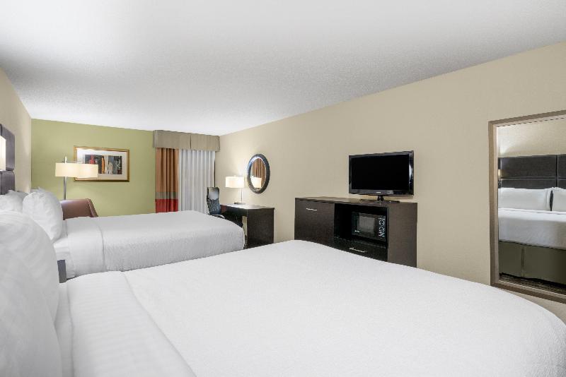 Номер Стандарт Адаптированный для Инвалидов, Holiday Inn Morgantown   Reading Area, An Ihg