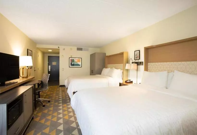 障害者適応デラックスルーム, Holiday Inn Morgantown   Reading Area, An Ihg