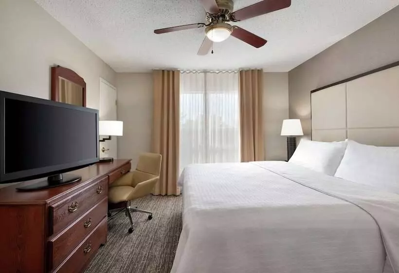 スイート, Homewood Suites By Hilton Dallasarlington